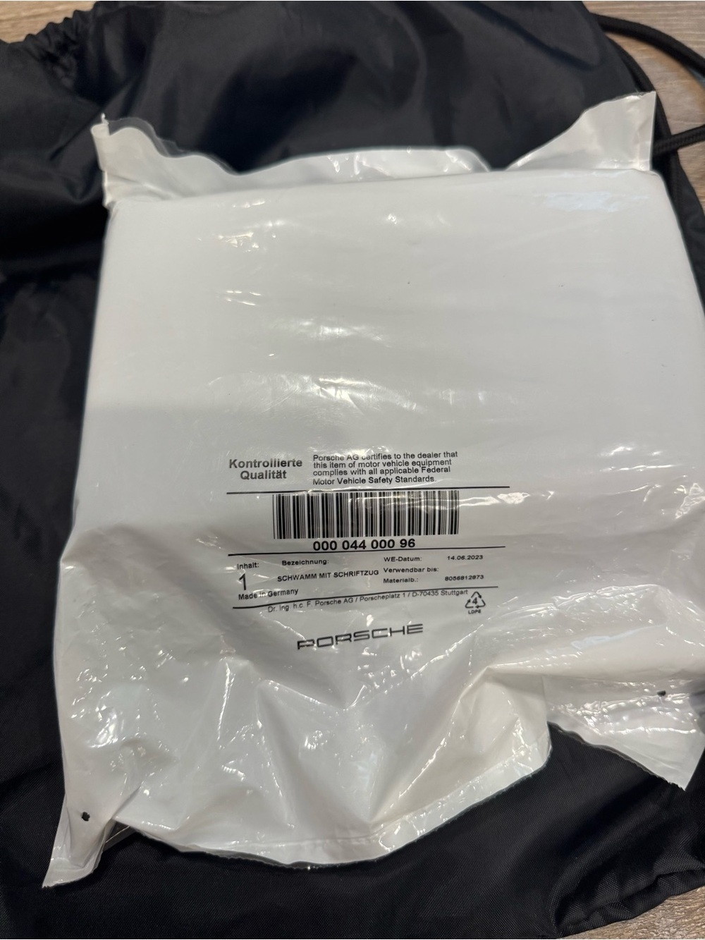 Official Porsche Motorsport Unisex Gym Bag Drawstring Pull Bag Black White NWOT - Picture 3 of 4